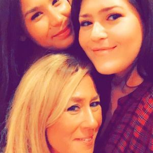 Meet your Posher, Elana